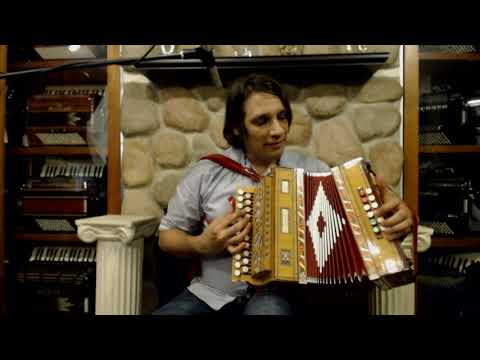 How to Play Diatonic Button Accordion - Overview with Alex Meixner