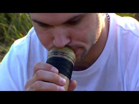 Мистические звуки диджериду-Didjeridoo (инструмент австралийских аборигенов).