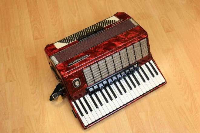Accordion: what is it, history, composition, how it looks and sounds