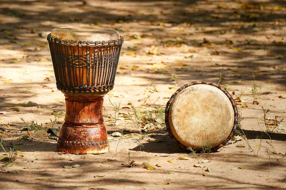 African drums, their development and varieties