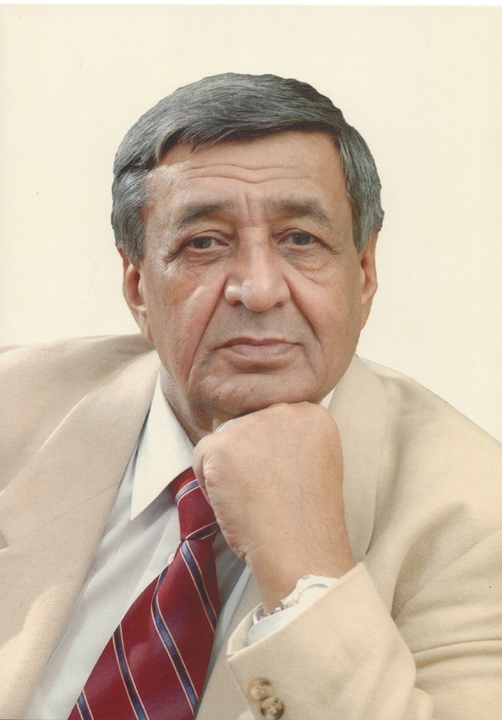 Arif Džangirovič Melikov (Arif Melikov) |