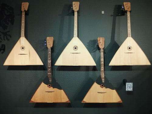 Balalaika: description of the instrument, structure, history, how it sounds, types