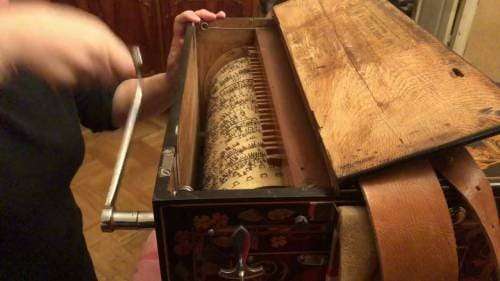 Буре орган: состав на инструментот, принцип на работа, историја на потекло