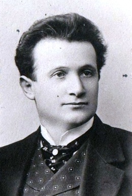 Александр Михайлович Давыдов (亞歷山大·達維多夫) |