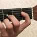 Eb-sointu kitarassa: kuinka laittaa ja puristaa, sormitus