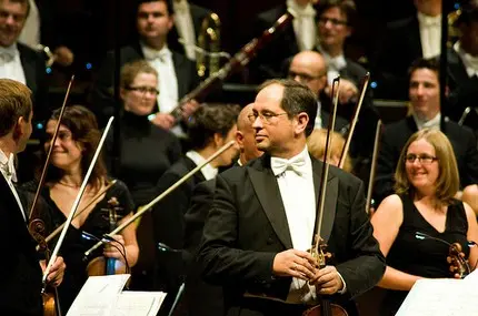 Orkestra Simfoni Flanders (Symfonieorkest van Vlaanderen) |