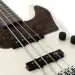 Electric guitars and bass guitars &#8211; comparison, facts and myths