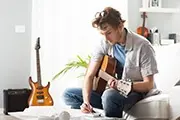 How to play rock guitar. Rock lessons for beginners