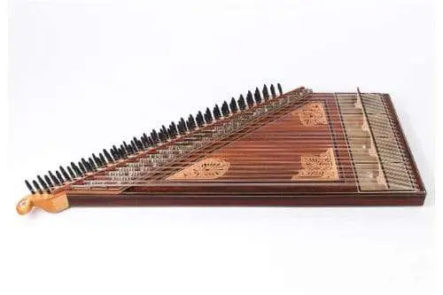 Kanun: description of the instrument, composition, history, use, playing technique