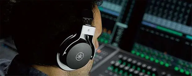 Mixing on headphones