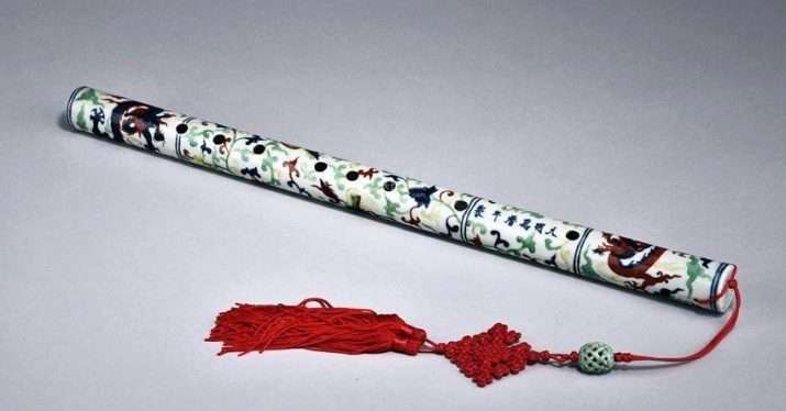 Features of the Chinese Flute