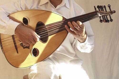 Oud: what is it, instrument history, composition, use