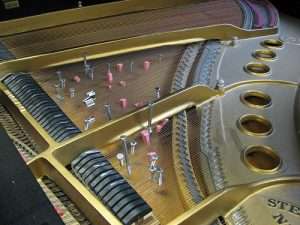 The ancient relatives of the piano: the history of the development of the instrument