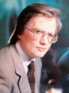 Viktor Kondratyevich Eresko (Victor Eresko) |