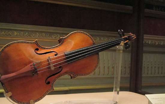 Violin found in the attic &#8211; what to do?
