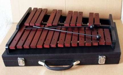 Xylophone: description of the instrument, sound, composition, varieties, use