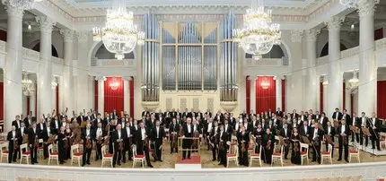 ZKR ASO Filarmonica di San Pietroburgo (Orchestra Filarmonica di San Pietroburgo) |