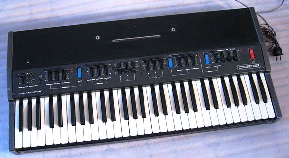 Electronic keyboard instruments: characteristics, types
